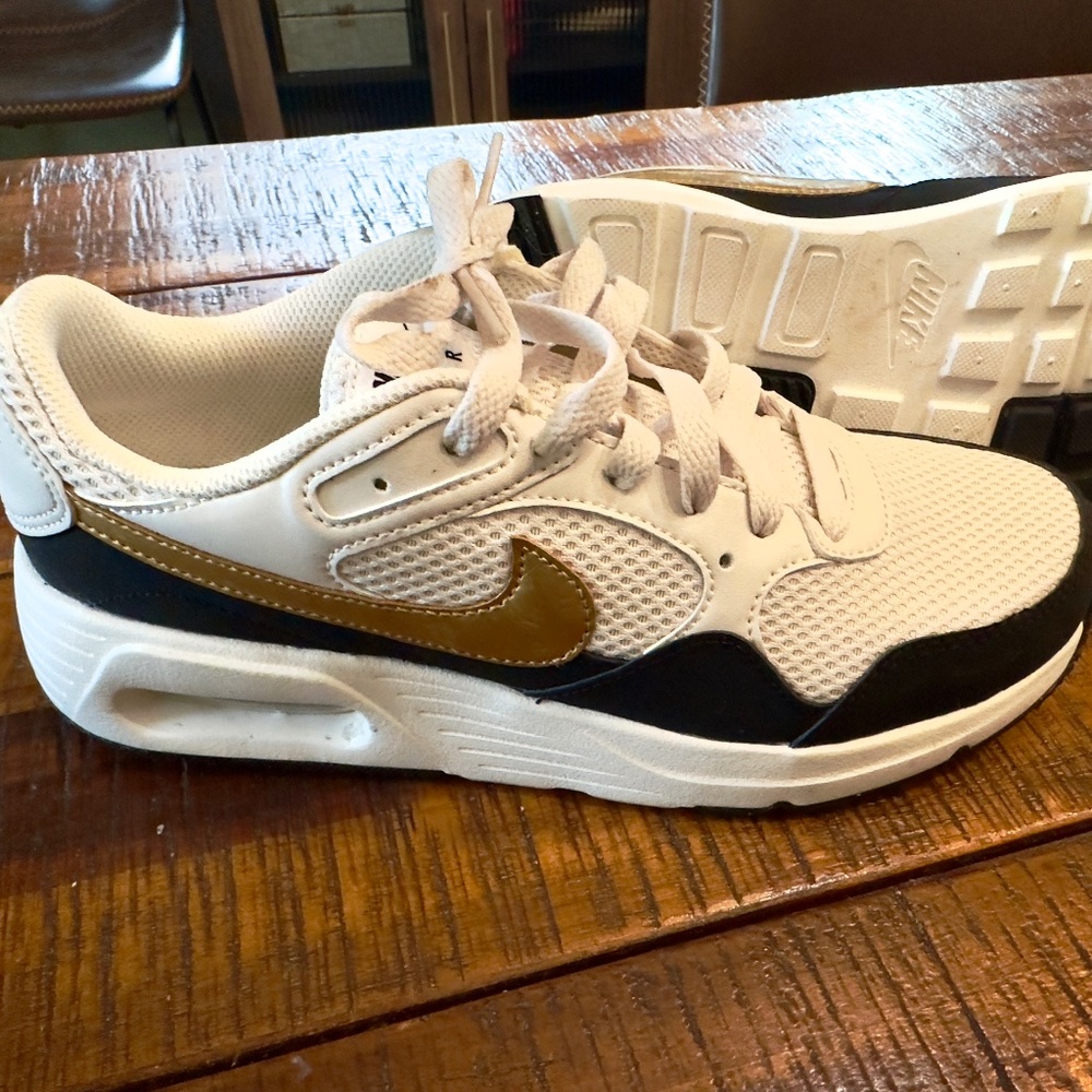 Nike Air Max SC SE - Beige Metallic Gold - 7